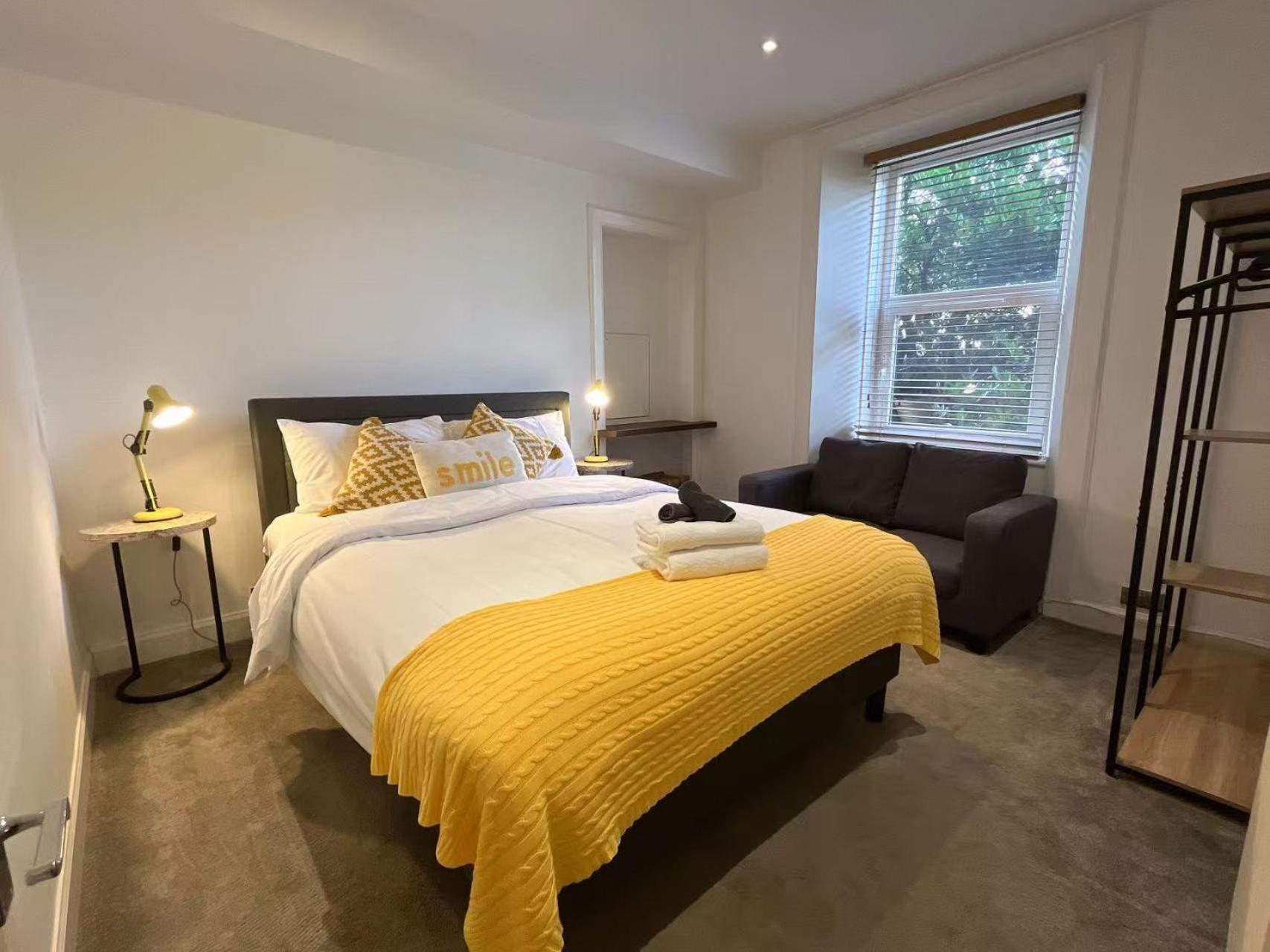 Lovely Two Bedrooms Apartamento Edimburgo