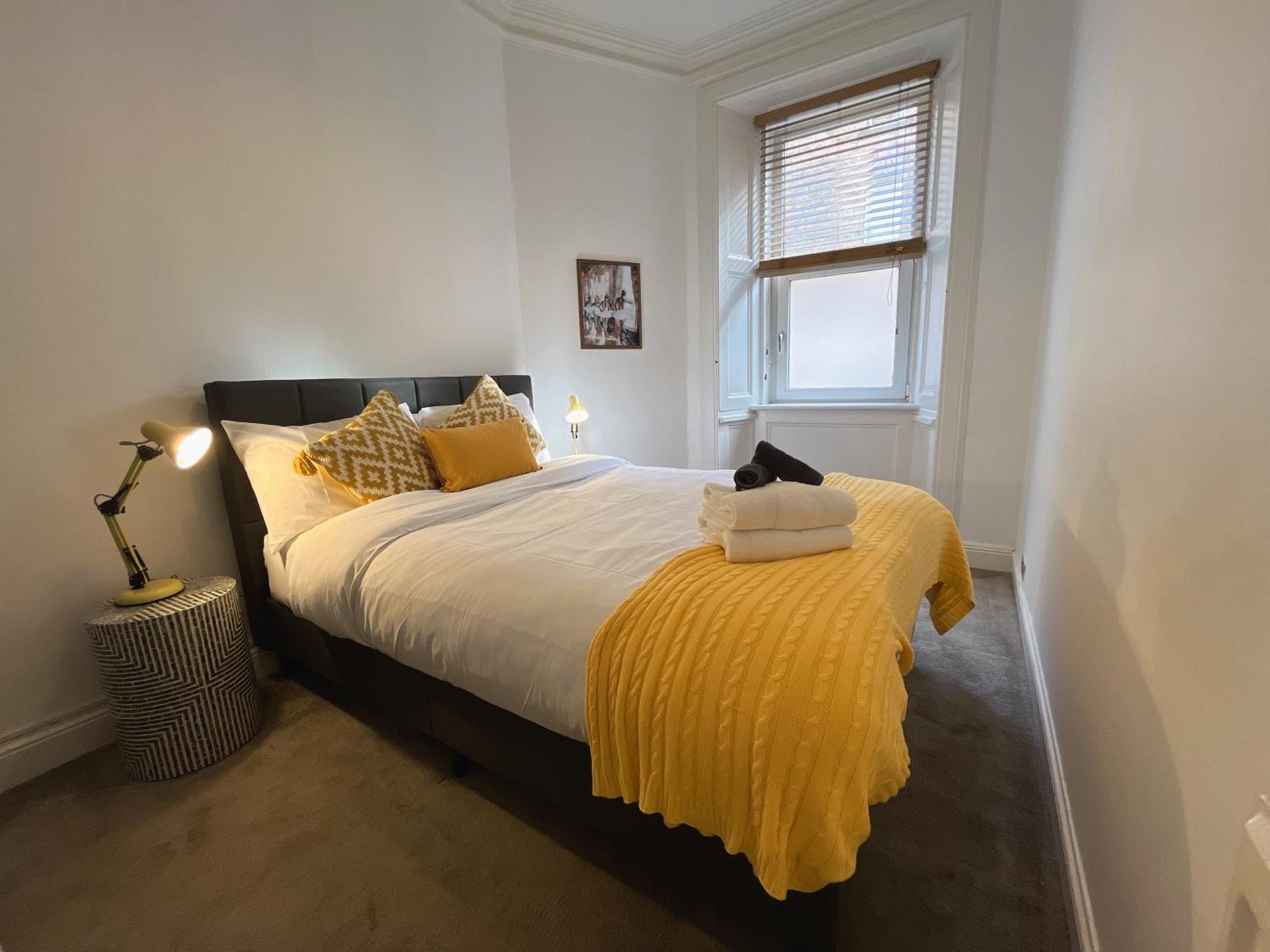 Lovely Two Bedrooms * Edimburgo